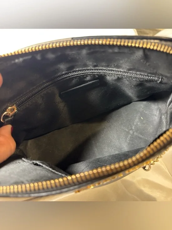 MICHAEL KORS Black Saffiano Crossbody with Gold Chain Trim - Picture 5 of 7